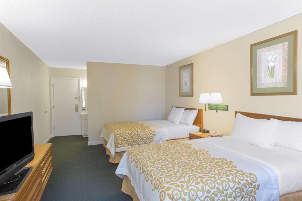 Econo Lodge Cherry Point Havelock Bilik gambar