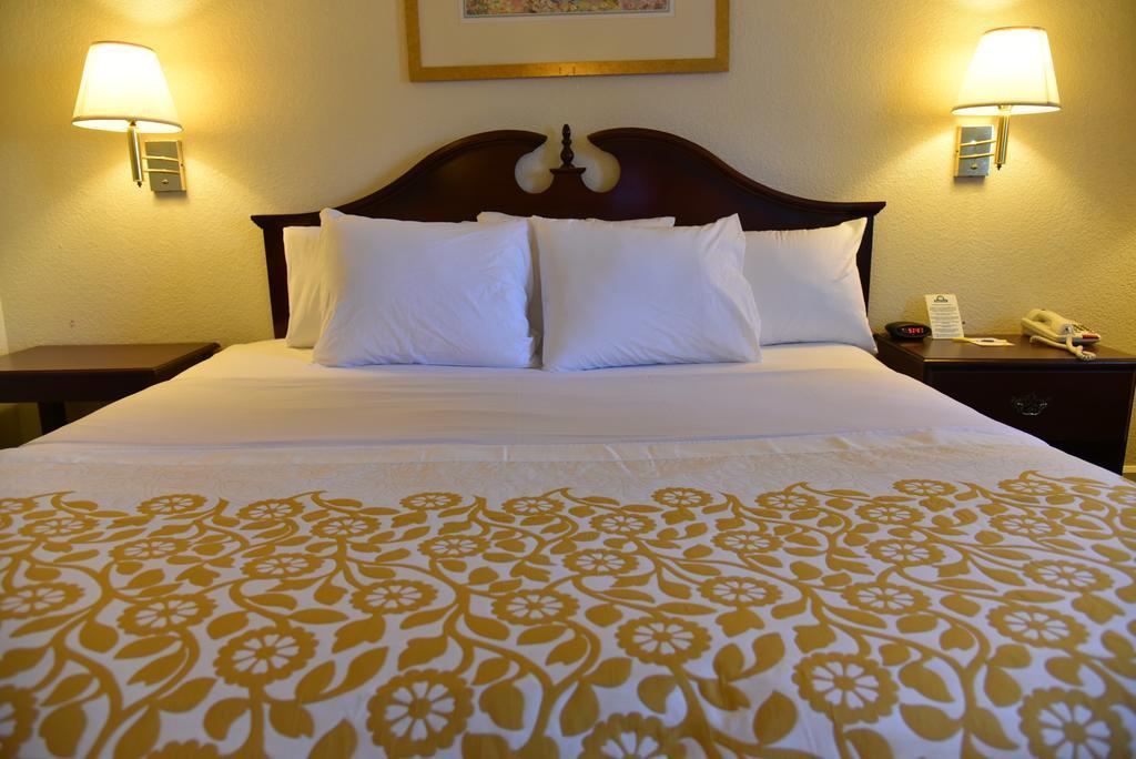 Econo Lodge Cherry Point Havelock Luaran gambar