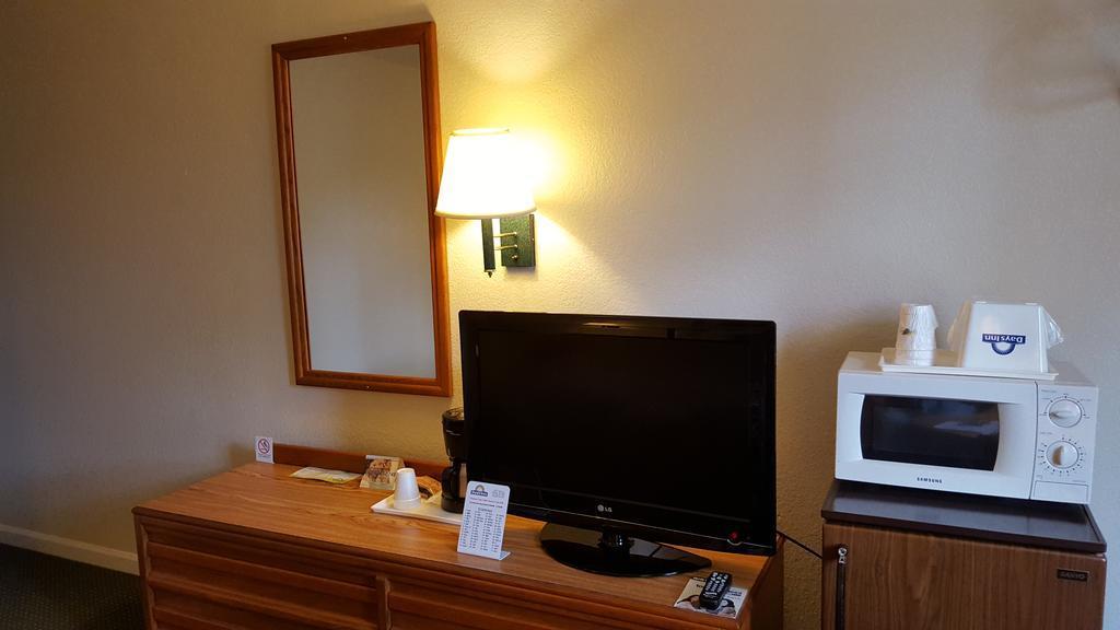 Econo Lodge Cherry Point Havelock Luaran gambar