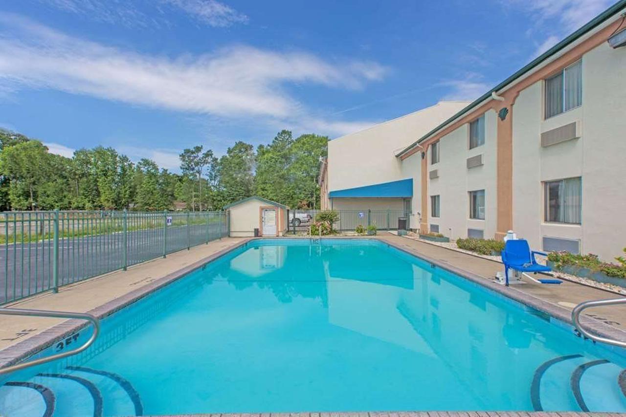 Econo Lodge Cherry Point Havelock Luaran gambar