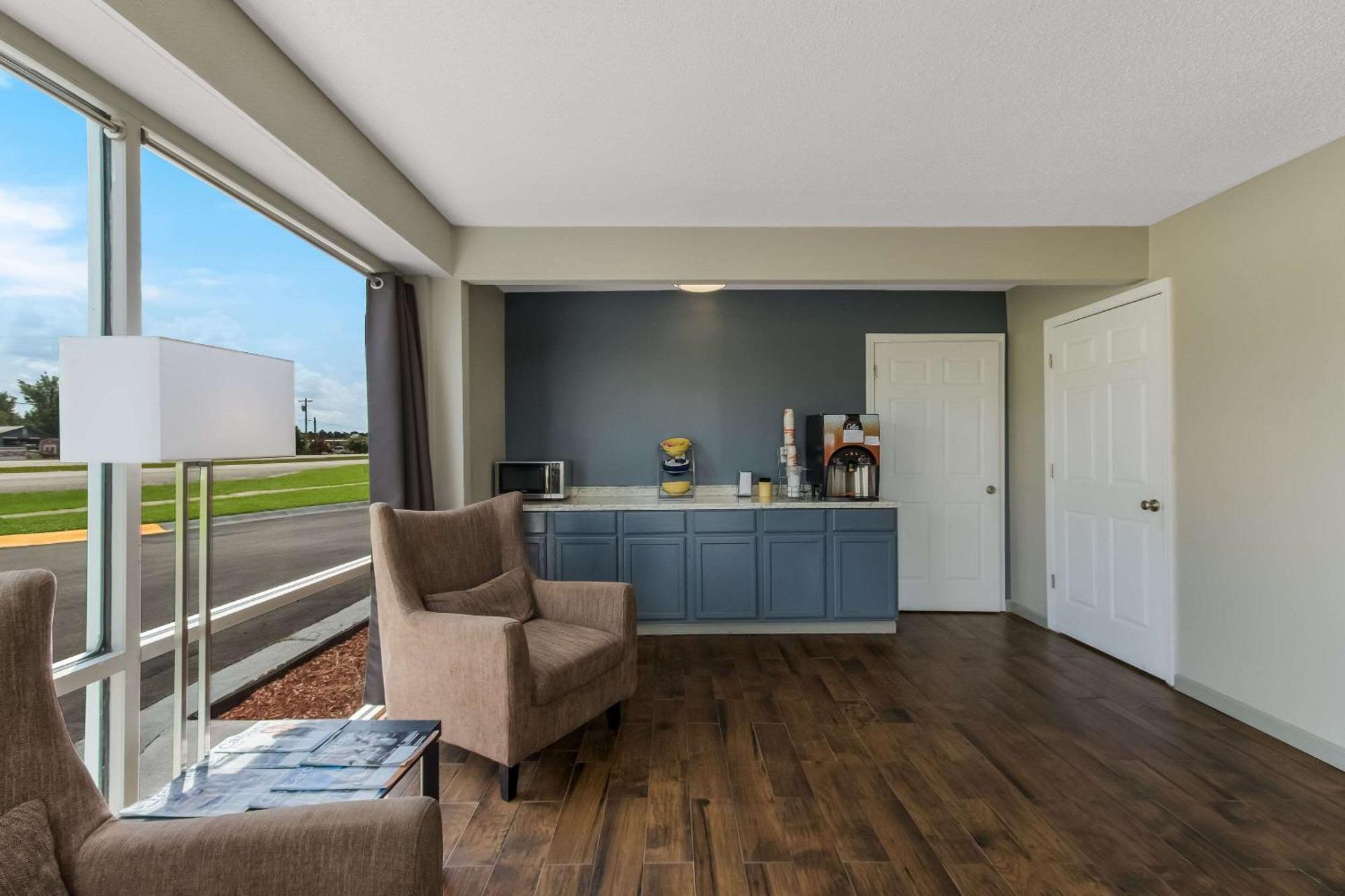 Econo Lodge Cherry Point Havelock Luaran gambar