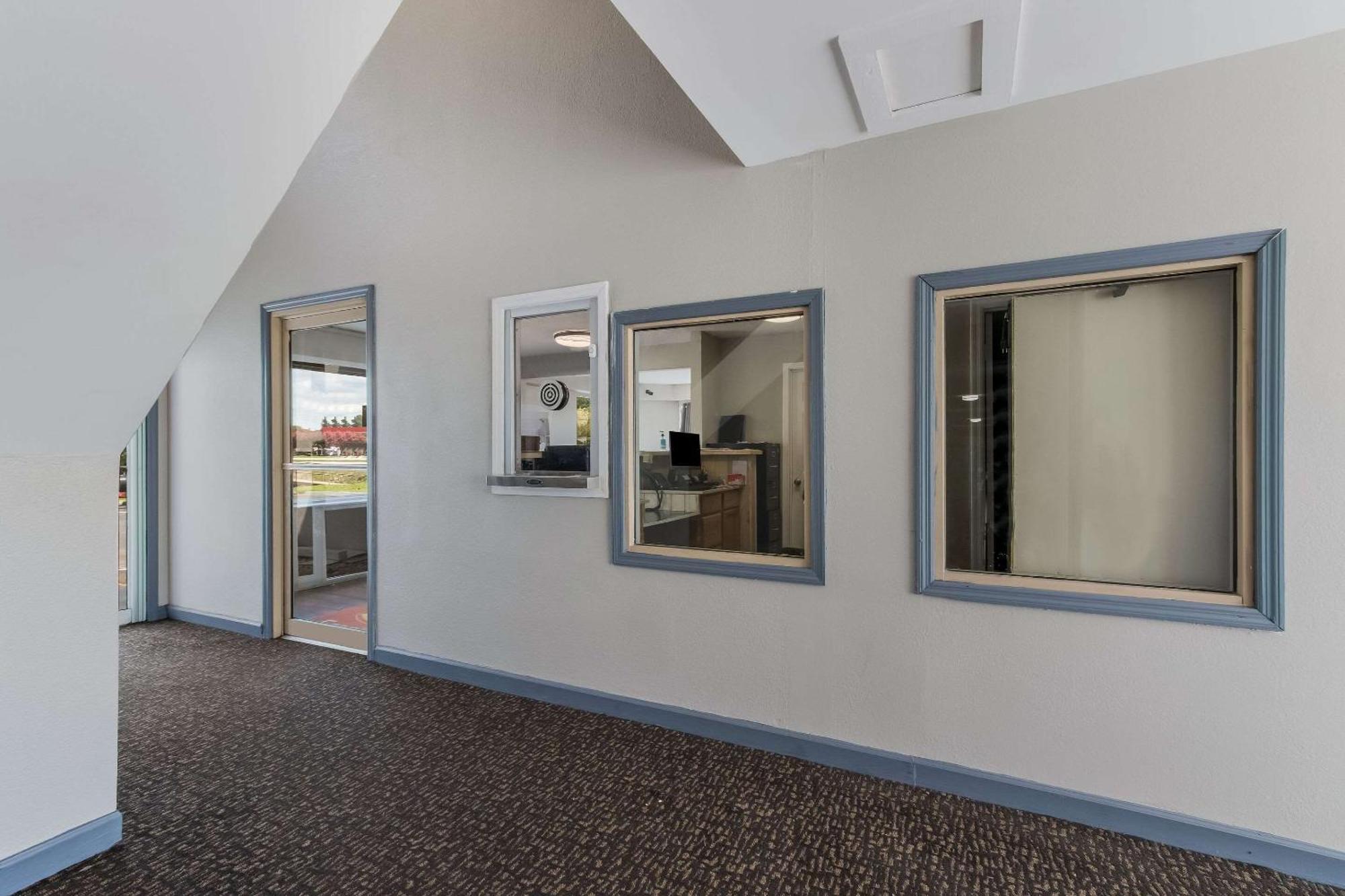 Econo Lodge Cherry Point Havelock Luaran gambar