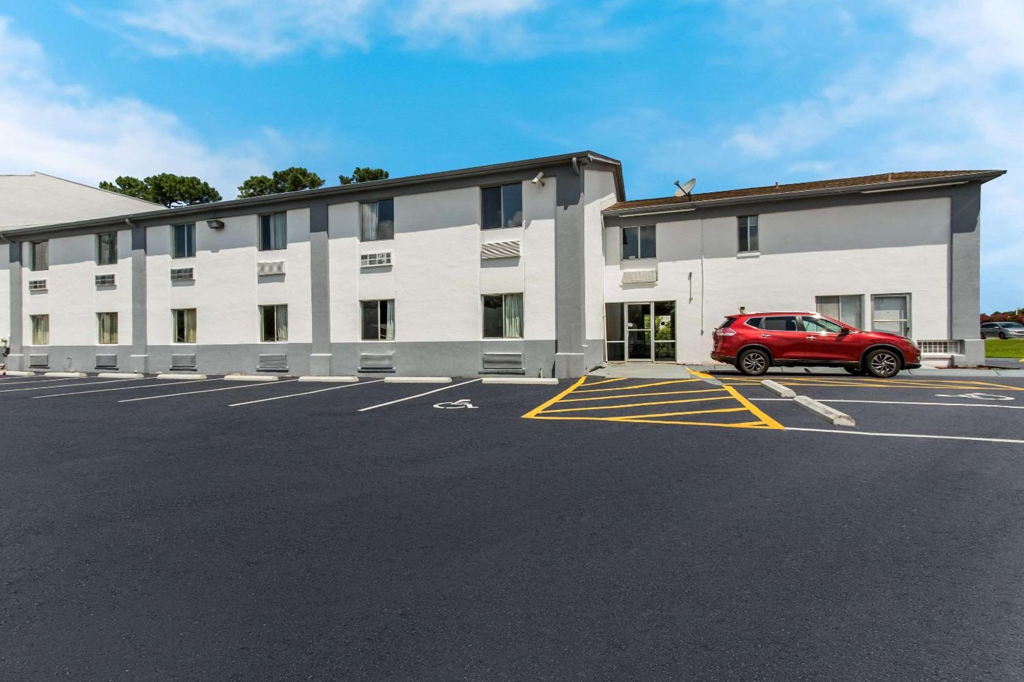Econo Lodge Cherry Point Havelock Luaran gambar